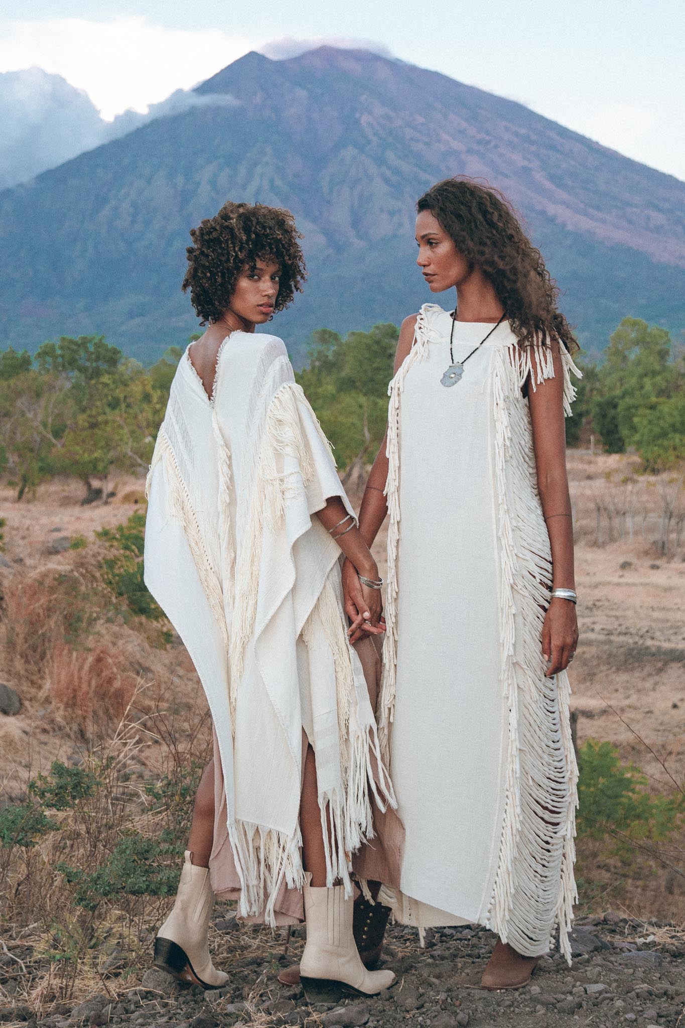 Bridal Boho Cape Poncho Hand-loomed - Image 8