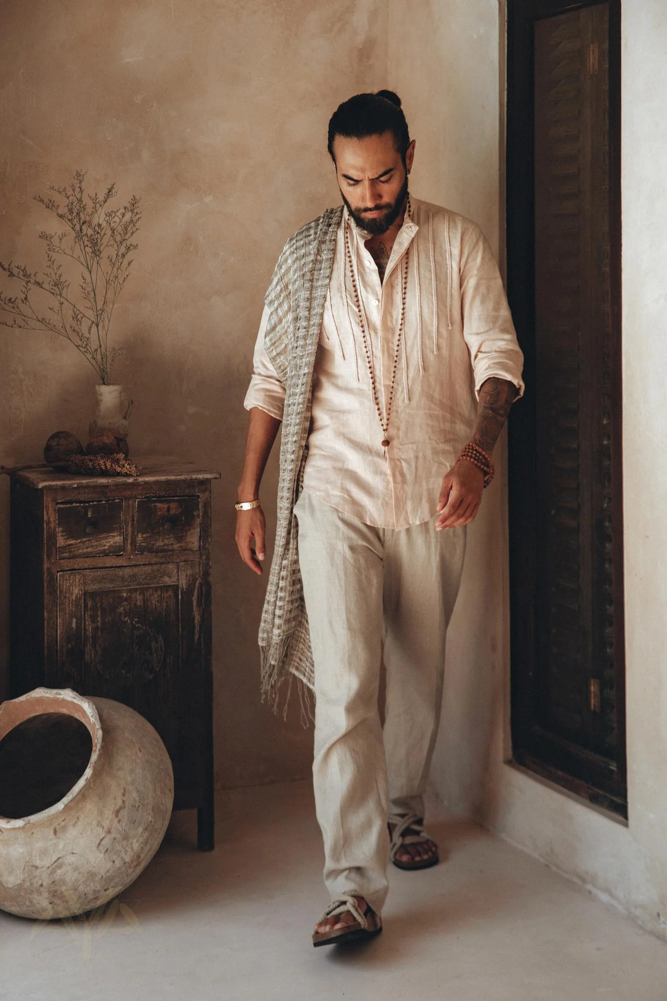 Off-White Classic Linen Pants for Men - Image 2