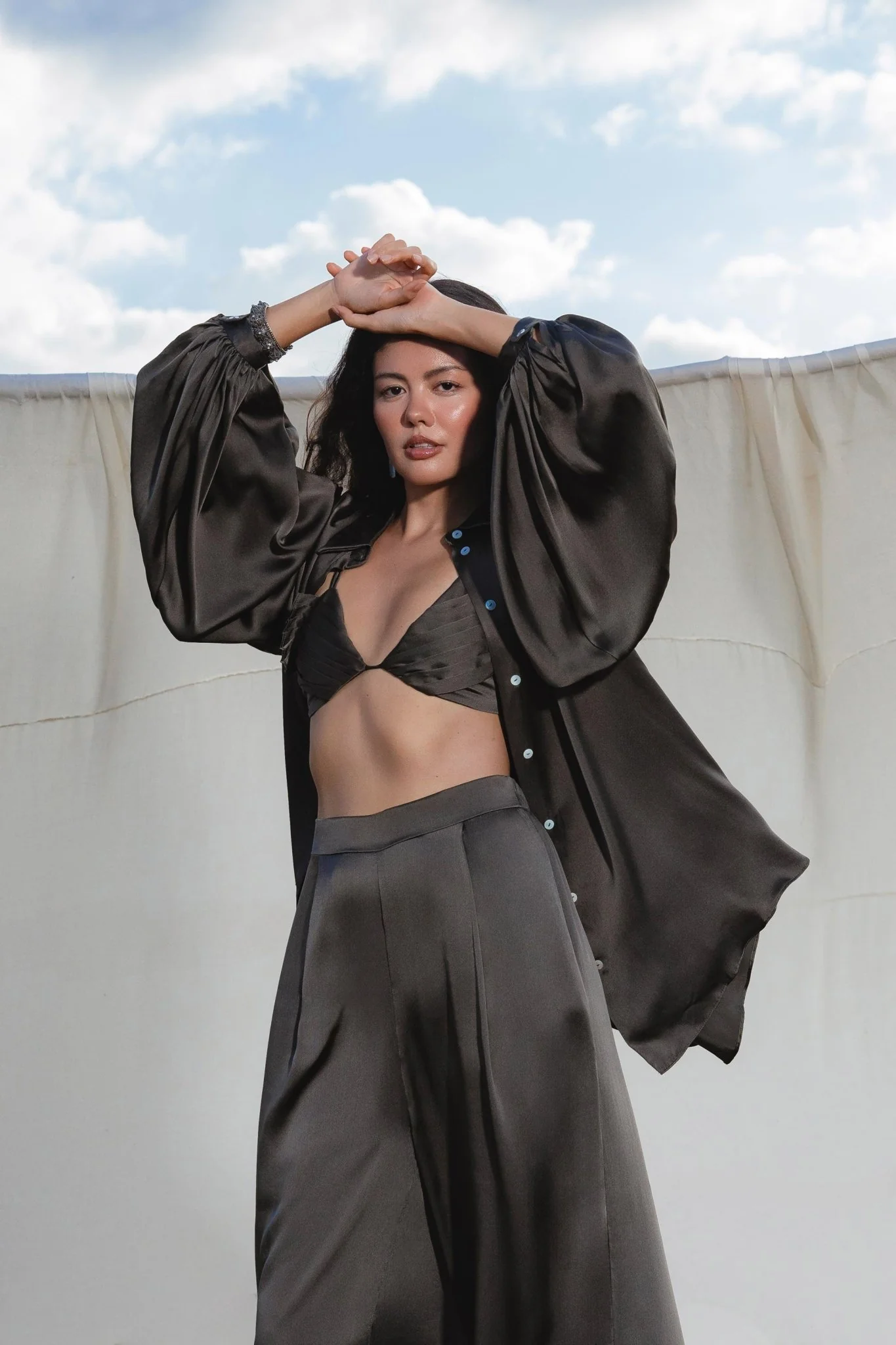 Apsara Kimono Blouse Asphalt Gray – Pure Silk Kimono - Image 5